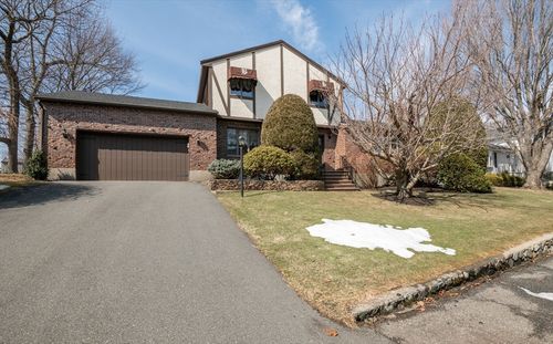 31 Tamarock Ter, Stoneham, MA, 02180 | Card Image
