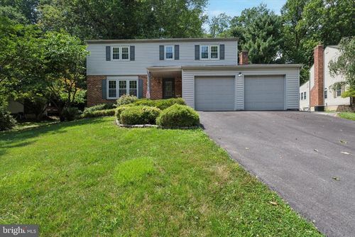 1145 School House Ln, WEST CHESTER, PA, 19382-5623 | Card Image