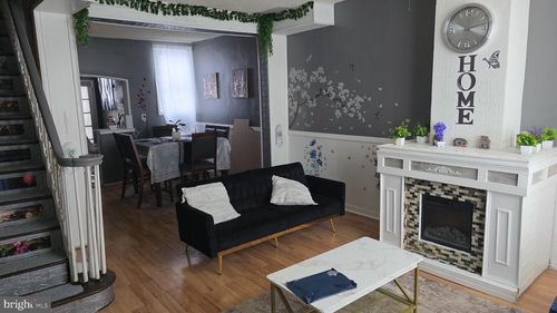 5041 Duffield St, PHILADELPHIA, PA, 19124-1332 | Card Image