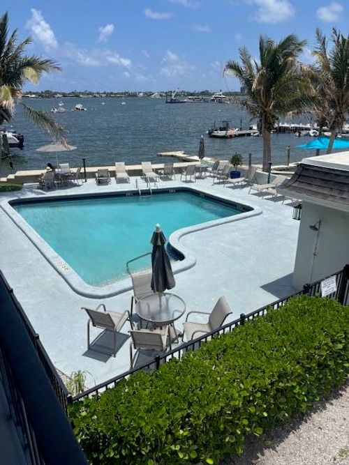 207-4700 N Flagler Dr, West Palm Beach, FL, 33407-2907 | Card Image