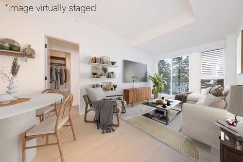 310-422 E 3rd St, North Vancouver, BC, V7L0K1 | Card Image