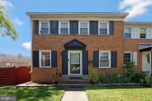 1223 Fox Run Pl, Woodbridge, VA, 22191-1012 | Card Image