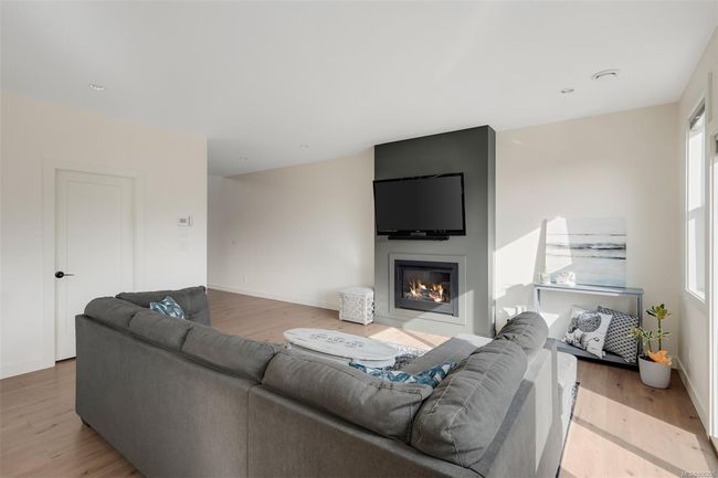 6517 Noblewood Pl, House other with 4 bedrooms, 3 bathrooms and 4 parking in Sooke BC | Image 6