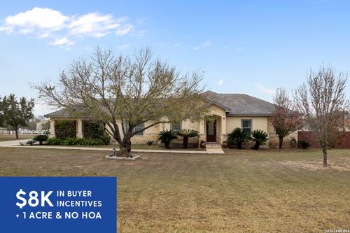 500 Wagon Train Rd, La Vernia, TX, 78121-4669 | Card Image