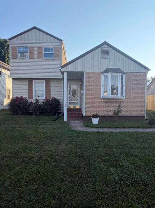 2628 S 7th St, Ironton, OH, 45638-2747 | Card Image