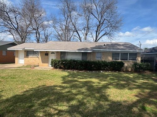 304 Fontaine St, Shreveport, LA, 71105-4136 | Card Image