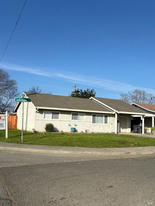 901 Johnson St, Fairfield, CA, 94533-4605 | Card Image