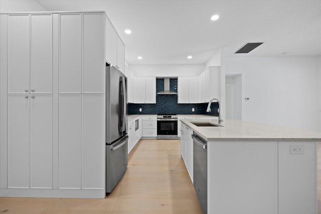 204 Clocktower Dr, House other with 4 bedrooms, 2 bathrooms and null parking in Jupiter FL | Image 8