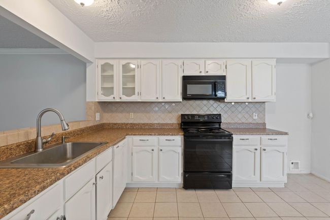 14138 Rosetta Dr, House other with 3 bedrooms, 2 bathrooms and 2 parking in Cypress TX | Image 14