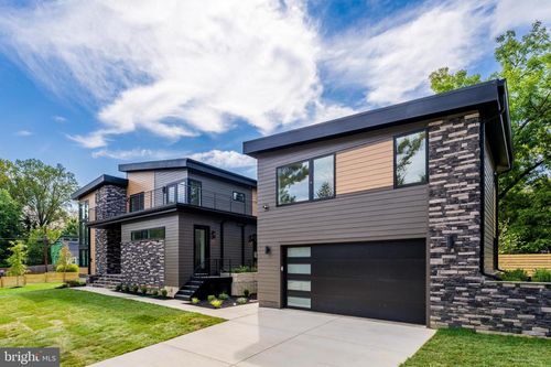 3215 Cofer Rd, FALLS CHURCH, VA, 22042-4212 | Card Image