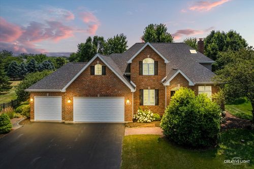 338 Emily Ct, Yorkville, IL, 60560-9129 | Card Image