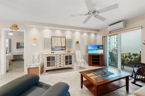 apt-22-223 S Federal Hwy, Dania Beach, FL, 33004-4001 | Card Image