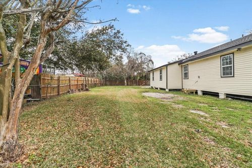 705 Leboeuf St, New Orleans, LA, 70114-2506 | Card Image