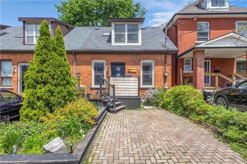 30 Sunset Ave, Hamilton, ON, L8R1V6 | Card Image