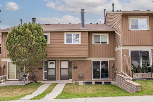 8-4940 39 Ave Sw, Calgary, AB, T3E6M7 | Card Image