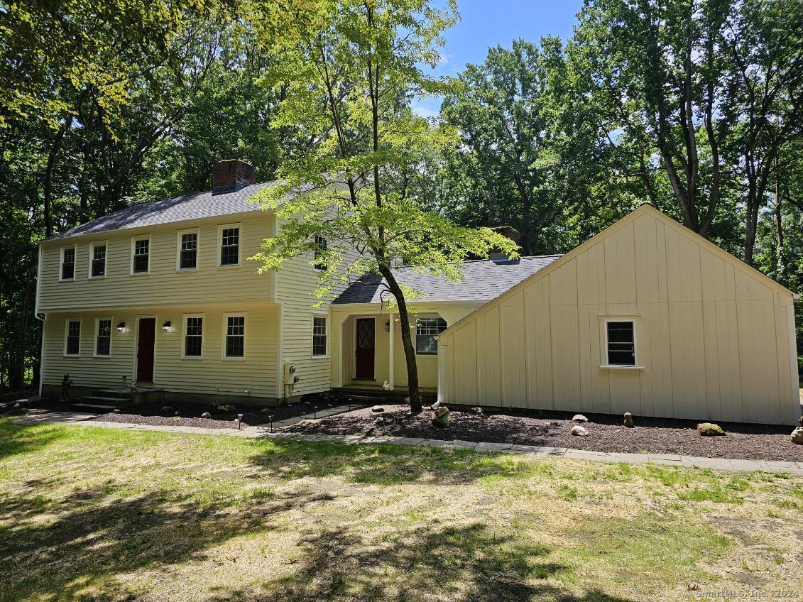 Mountain Rd, Collinsville, CT 06019