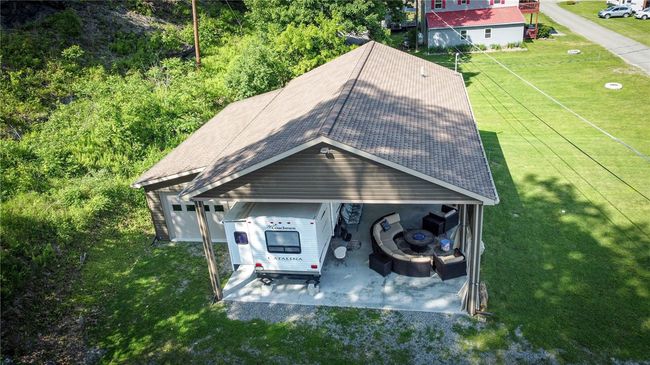 126 Dockside Ln, Home with 2 bedrooms, 2 bathrooms and 2 parking in Brady's Bend Twp PA | Image 4