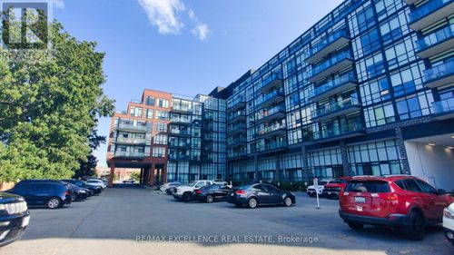 524-681 Yonge Street, Barrie (Painswick South), ON, L4N4E8 | Card Image