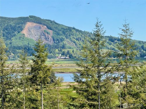 8468 Us Highway 101, South Bend, WA, 98586 | Card Image