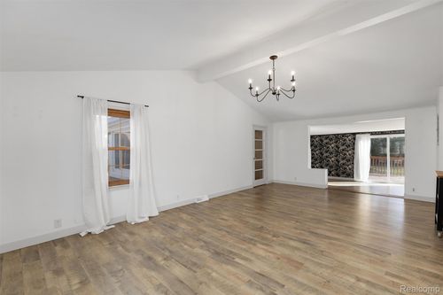 9048 Brookline Ave, Plymouth, MI, 48170-4012 | Card Image