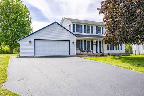 872 Guinevere Drive, Greece, NY, 14626 | Card Image