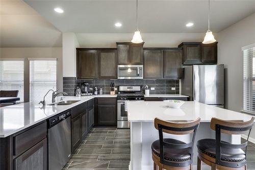 8005 Mozart St, Round Rock, TX, 78665-2112 | Card Image
