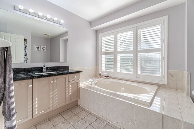 58 Primrose Path Cres, House other with 4 bedrooms, 4 bathrooms and 4 parking in Markham ON | Image 23