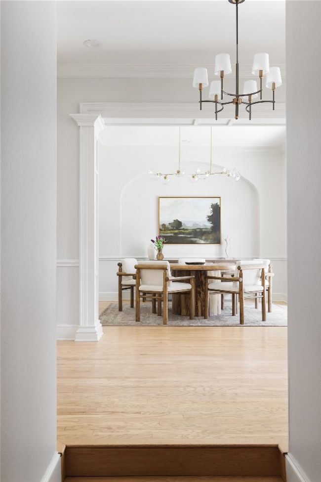 1904 Meadowbrook Dr, House other with 4 bedrooms, 4 bathrooms and 4 parking in Austin TX | Image 5