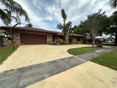 5301 Mckinley St, Hollywood, FL, 33021-4636 | Card Image