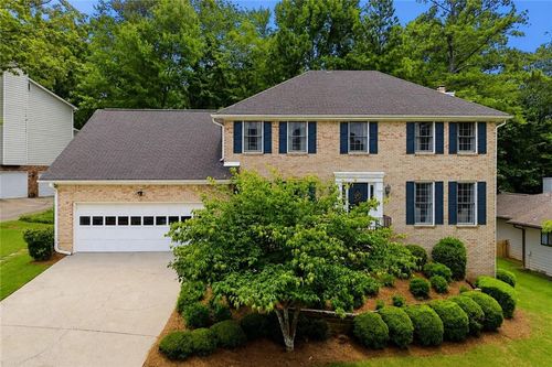 9173 Eves Circle, Roswell, GA, 30076 | Card Image
