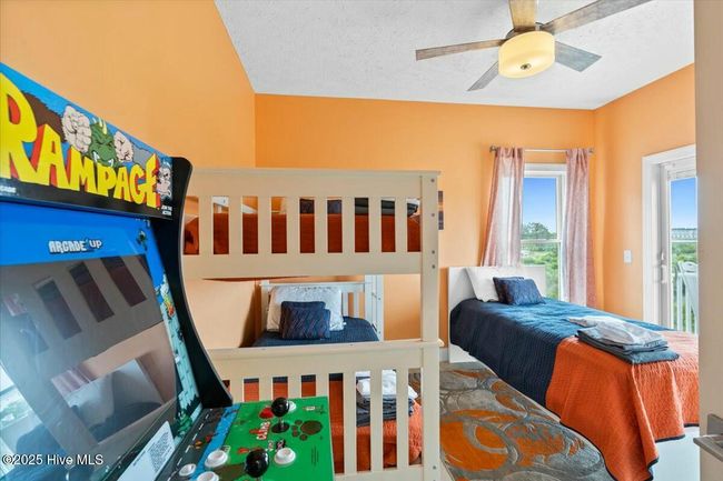 447 E Fourth St, House other with 6 bedrooms, 7 bathrooms and null parking in Ocean Isle Beach NC | Image 36