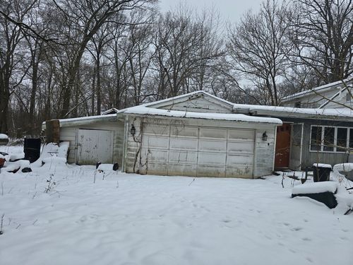 3100 N 17060e Rd, Momence, IL, 60954-3054 | Card Image