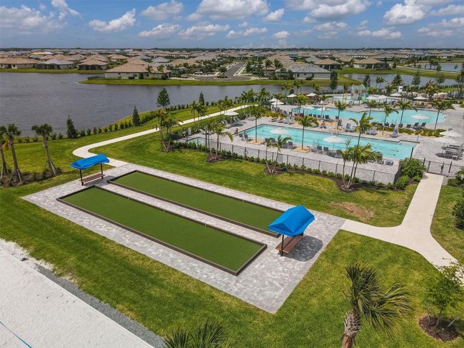 15344 Serene Shores Loop, House other with 4 bedrooms, 2 bathrooms and null parking in Bradenton FL | Image 45