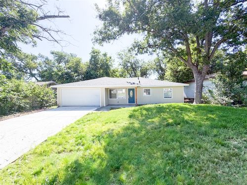 707 S 34th St, Temple, TX, 76501-6226 | Card Image