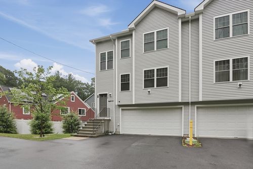 a-670 Burncoat St, Worcester, MA, 01606-1175 | Card Image