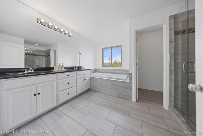 41829 Steinbeck Gln, House other with 4 bedrooms, 3 bathrooms and null parking in Novi MI | Image 22
