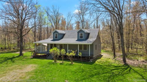 2228 E Gordon Rd, Au Gres, MI, 48703-9424 | Card Image