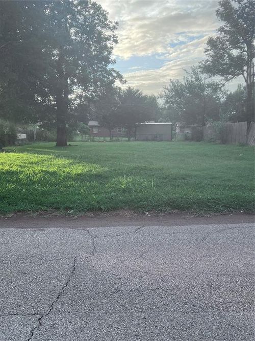 1625 Elm Drive, Del City, OK, 73115 | Card Image