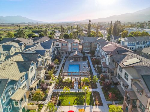 569 Grapefruit Ln, Fillmore, CA, 93015-1700 | Card Image
