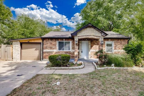 3212 E Fairhaven Dr., Wichita, KS, 67216 | Card Image