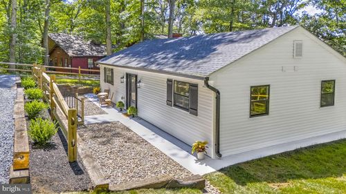 440 Redbud Ln, BLUEMONT, VA, 20135-4404 | Card Image