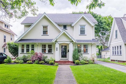 90 Elmcroft Rd, Rochester, NY, 14609-7742 | Card Image