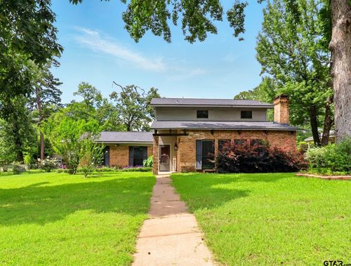 111 Bison Trl, Longview, TX, 75601-8703 | Card Image