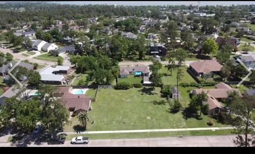 1002 Oak Leaf St, La Porte, TX, 77571-6930 | Card Image