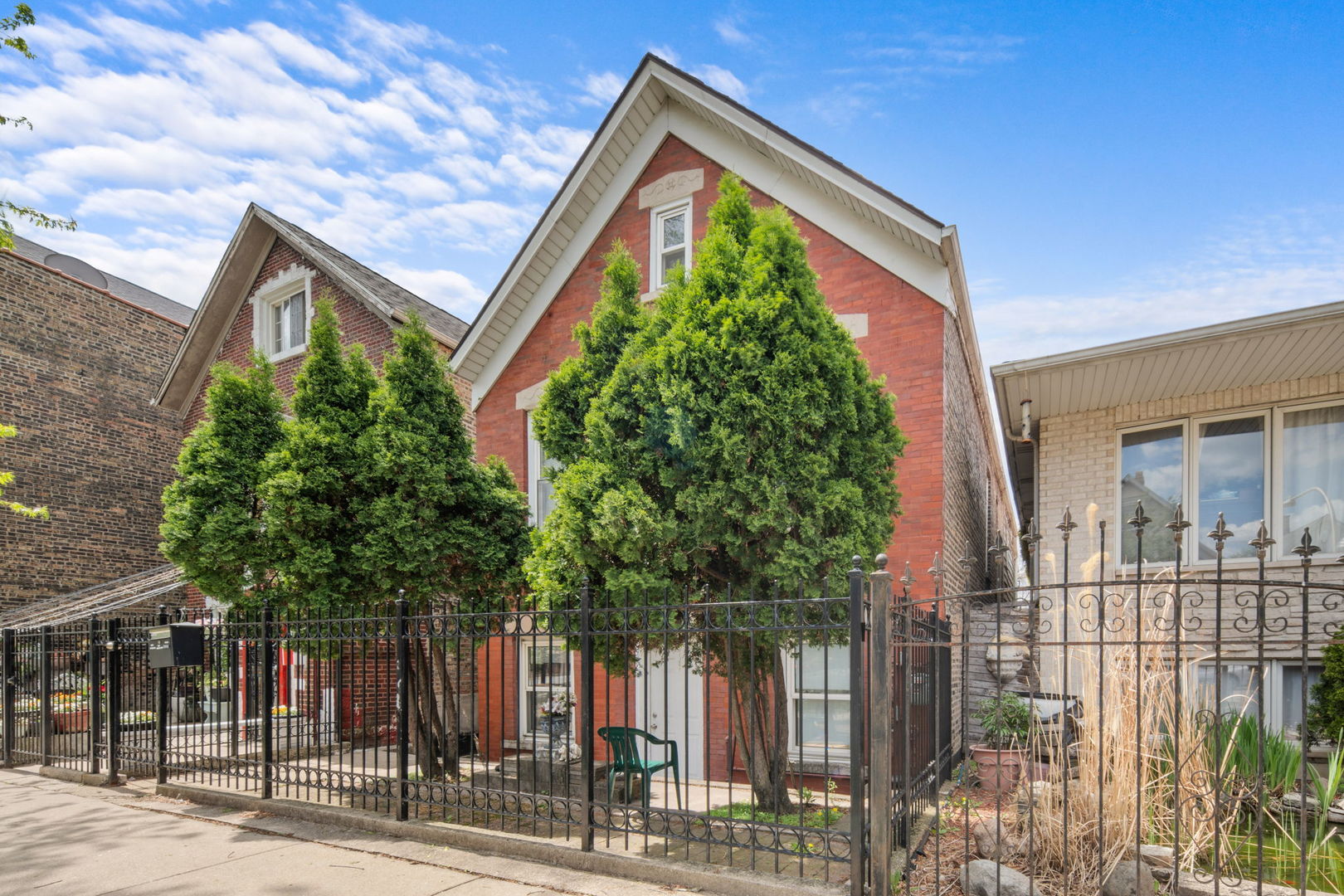 Residential Income in Chicago 4