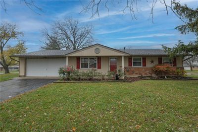 5435 Pitcairn Road, House other with 3 bedrooms, 2 bathrooms and null parking in Huber Heights OH | Image 1