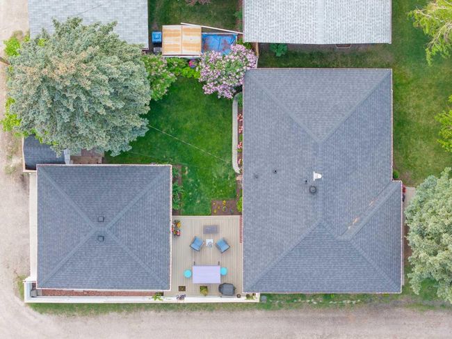 9559 Assiniboine Rd Se, House other with 4 bedrooms, 2 bathrooms and 2 parking in Calgary AB | Image 36