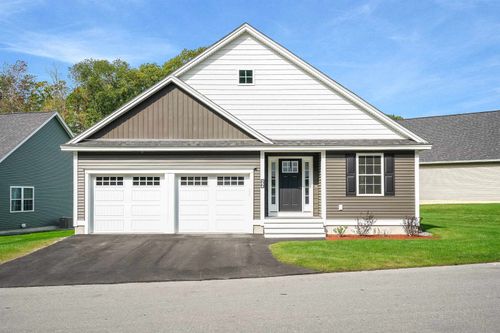 36-66 Massie Circle, Hudson, NH, 03051 | Card Image