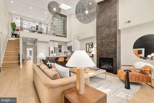 apt-4-2431 Ontario Rd Nw, WASHINGTON, DC, 20009-2791 | Card Image