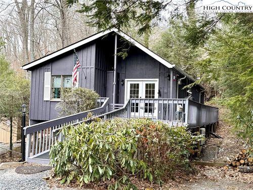 255 River Hollow Road, Newland, NC, 28657 | Card Image